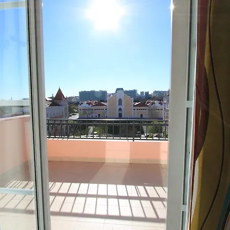 Pensión Residencial Horizonte 3*